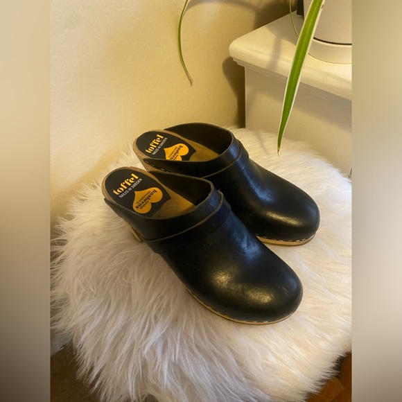 Swedish Hasbeens Clog - Picture 1 of 14